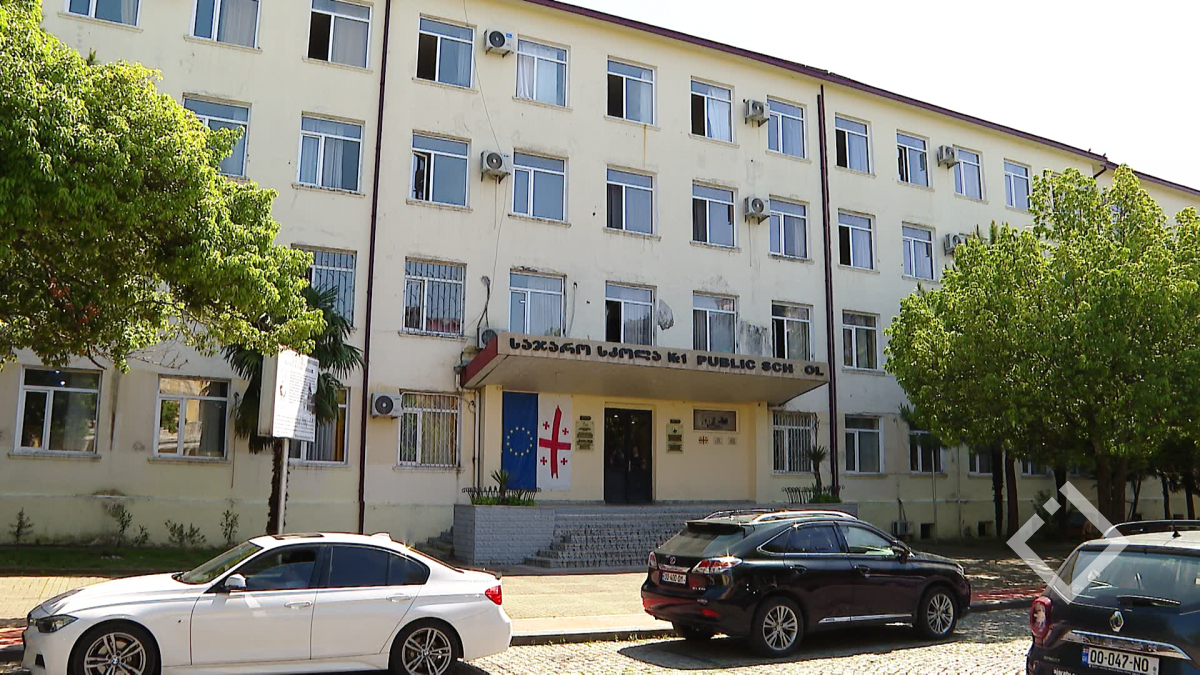 პირველკლასელთა საყოველთაო რეგისტრაცია - ბათუმის ხუთ სკოლაში თავისუფალი ადგილი არ არის