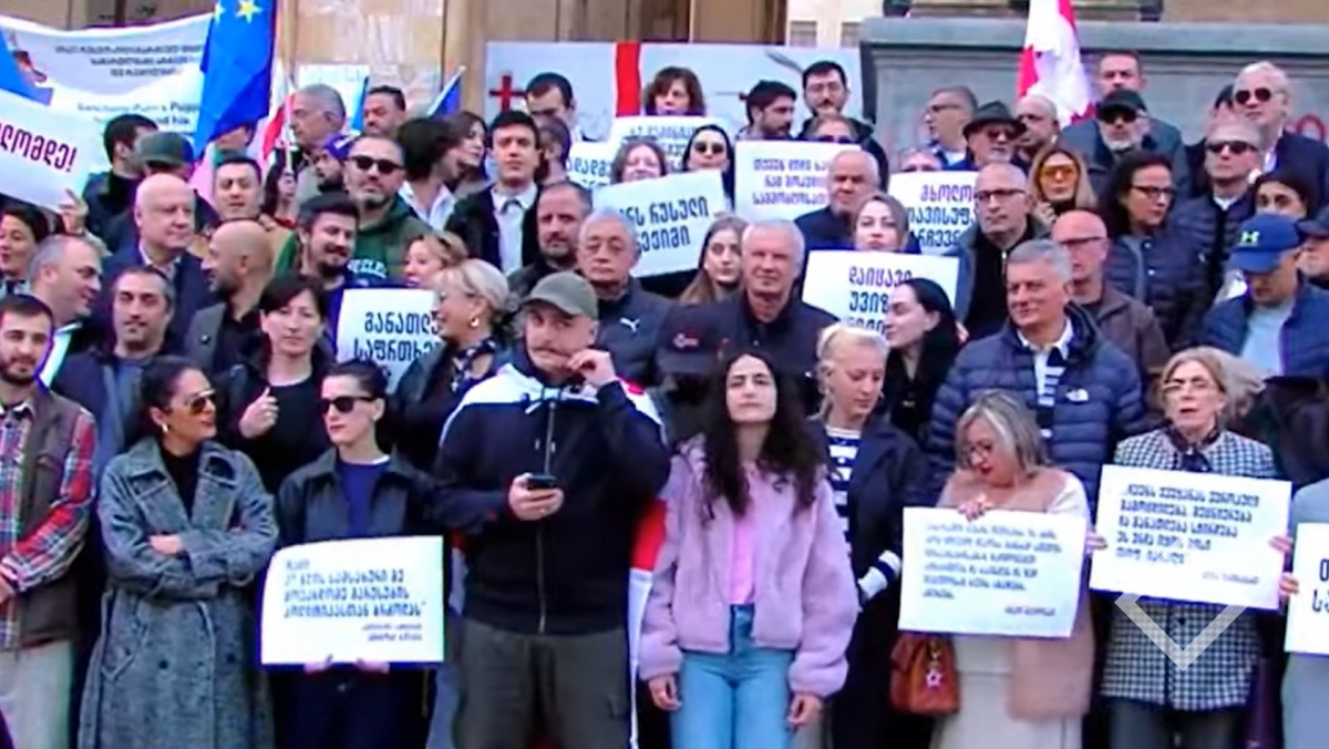 ბრიფინგი რუსთაველზე - „პრაიმტაიმის“ ინფორმაცია