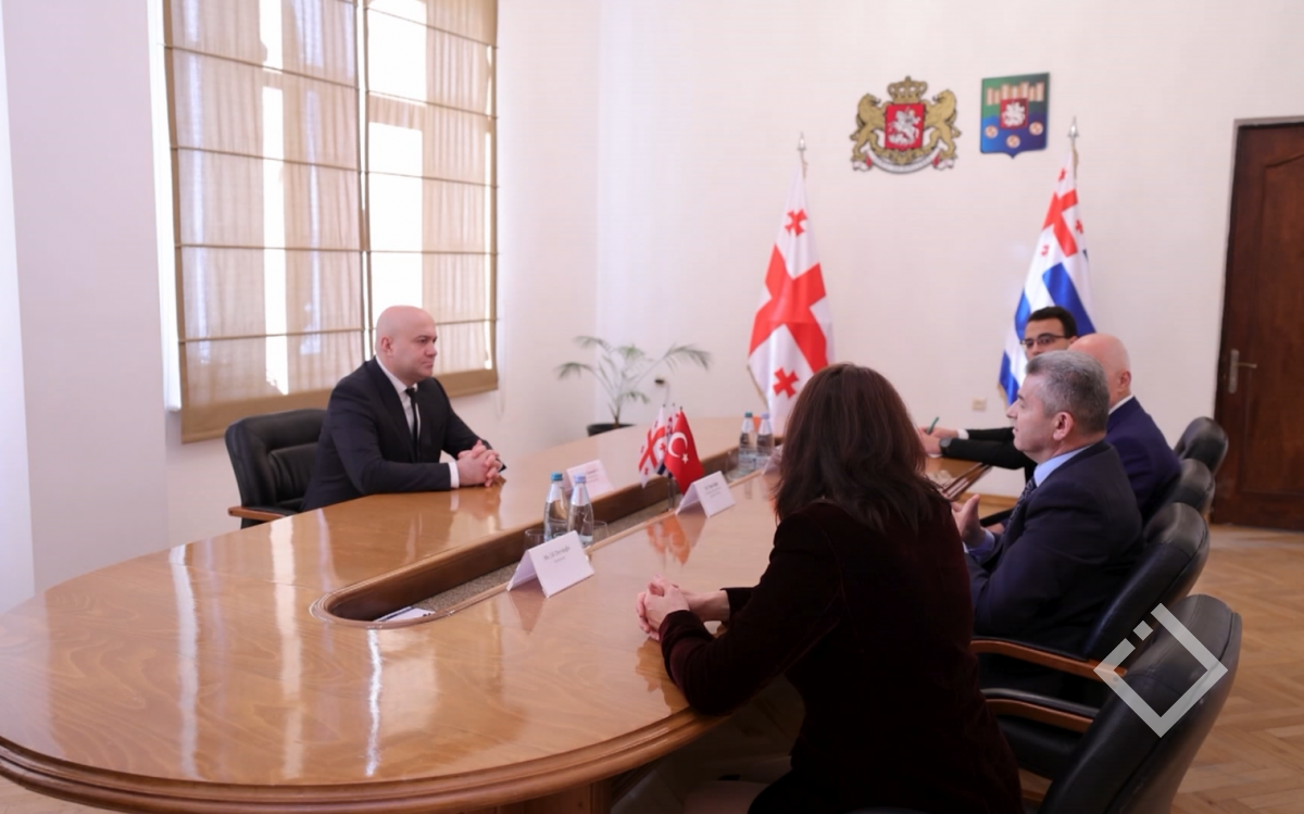 შეხვედრა ართვინის გუბერნატორთან