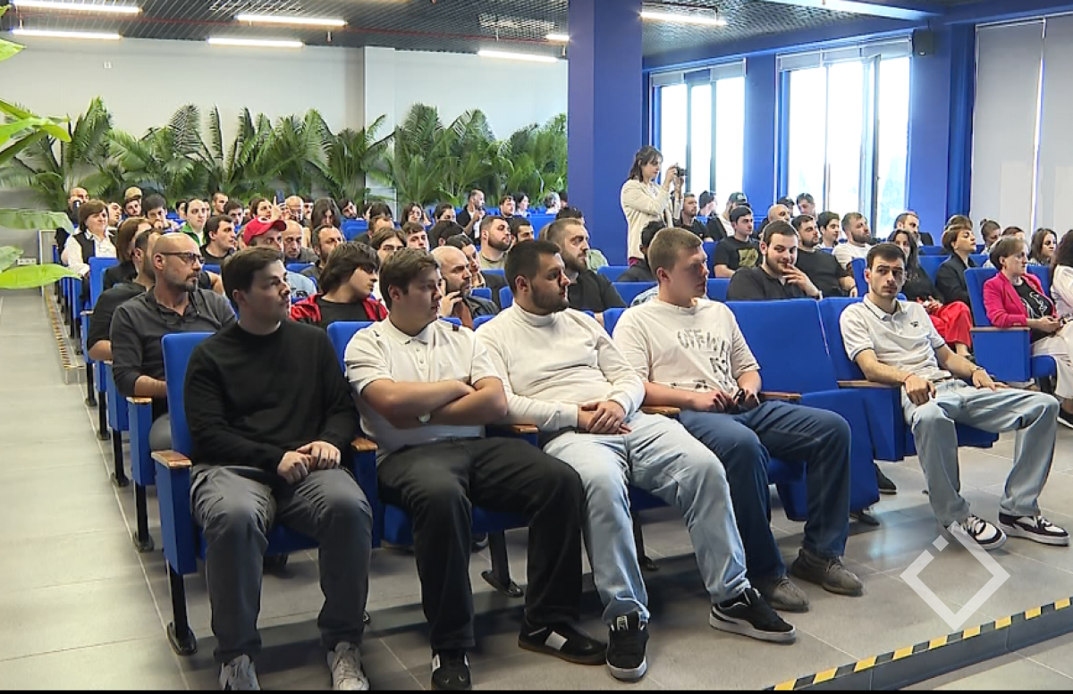 დეა ყოლბაიას საჯარო ლექცია