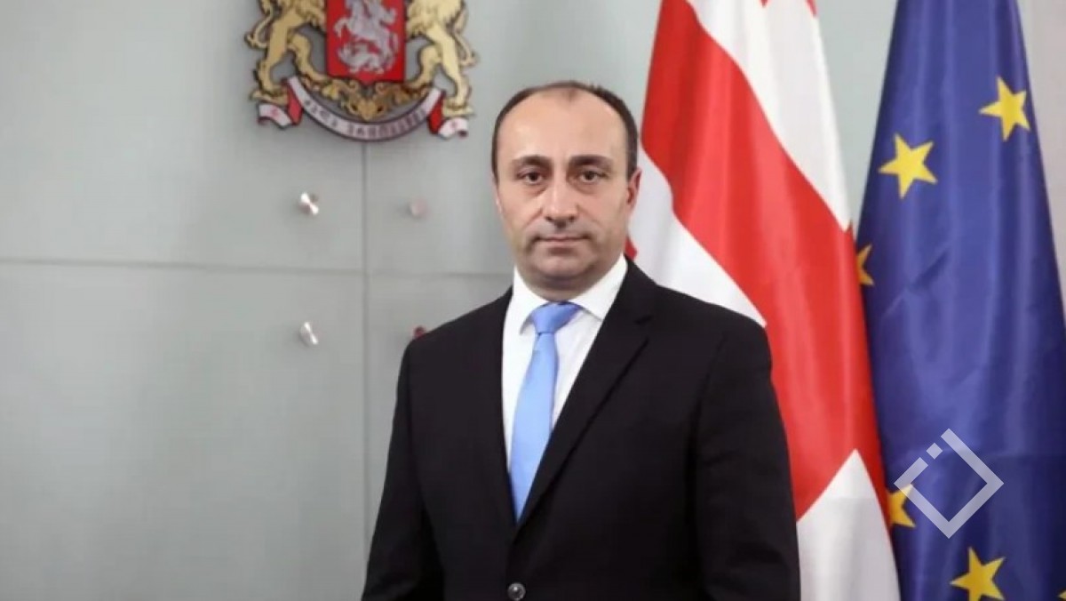 პოლიციელის ფორმა არ არის მხოლოდ სამოსი, ეს ნიშნავს, ატარო ღირსება - გელა გელაძე
