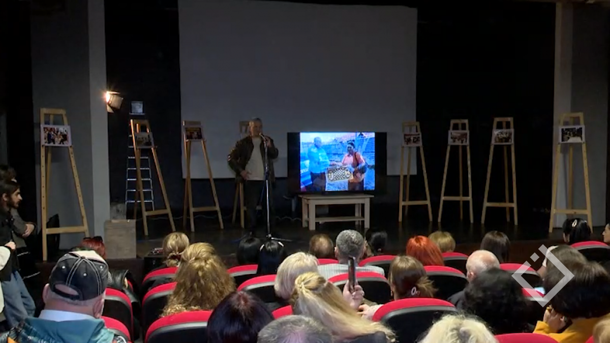 ლიტერატურული კონკურსი “ლექსების გამოფენა”