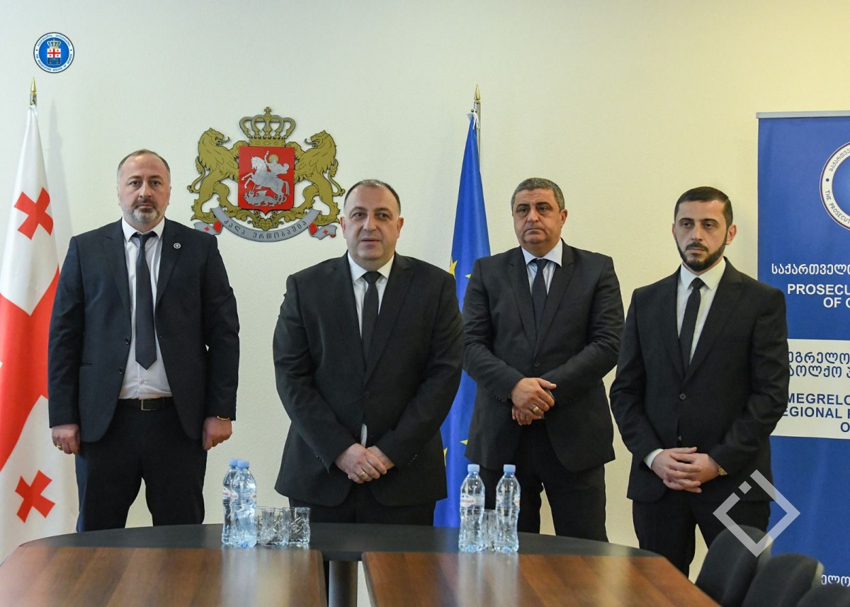 საქართველოს გენერალურმა პროკურორმა დასავლეთ საქართველოს და სამეგრელო-ზემო სვანეთის საოლქო პროკურატურების თანამშრომლებს ახალი ხელმძღვანელები წარუდგინა