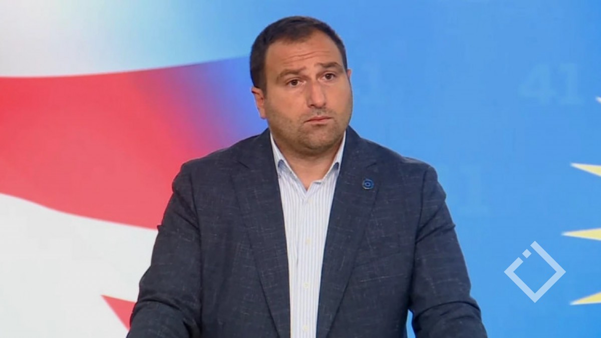 "დიფ სთეითის" მართულ ევრობიუროკრატიას არ მივცემთ საშუალებას, რომ ელჩების არადიპლომატიური ქმედებების გამო, მიღწეული შედეგები, სახელმწიფოებისა და ხალხების ურთიერთობების დონეზე გააფუჭოს, ვრჩებით ცალმხრივი მეგობრობის რეჟიმში" - ირაკლი კირცხალია