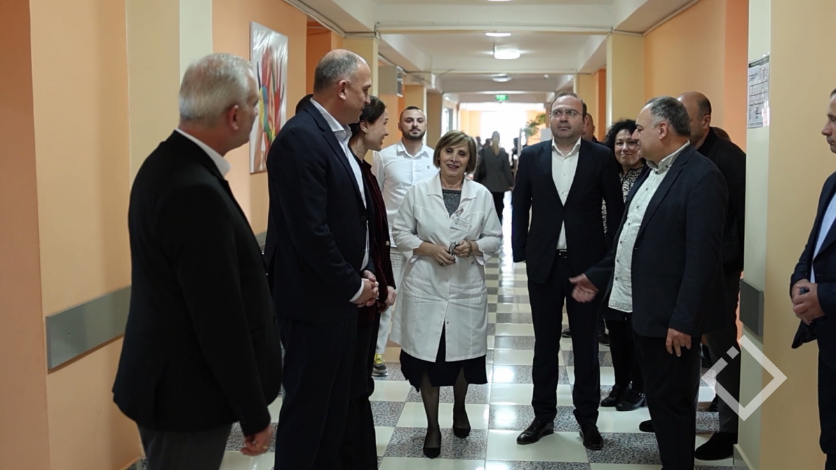 აფხაზეთის მთავრობის წარმომადგენლებმა კლინიკები მოინახულეს