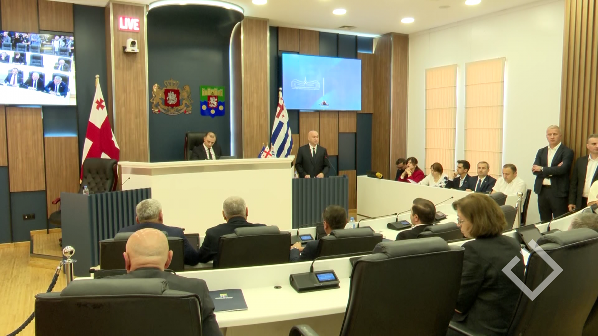 აჭარის მთავრობის თავმჯდომარის ანგარიში უმაღლეს საბჭოში