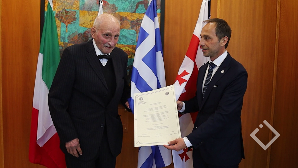 ქართველ მოქანდაკეს გიორგი შხვაცაბაიას ანტიკური ოლიმპიის საპატიო მოქალაქის სიგელი გადაეცა