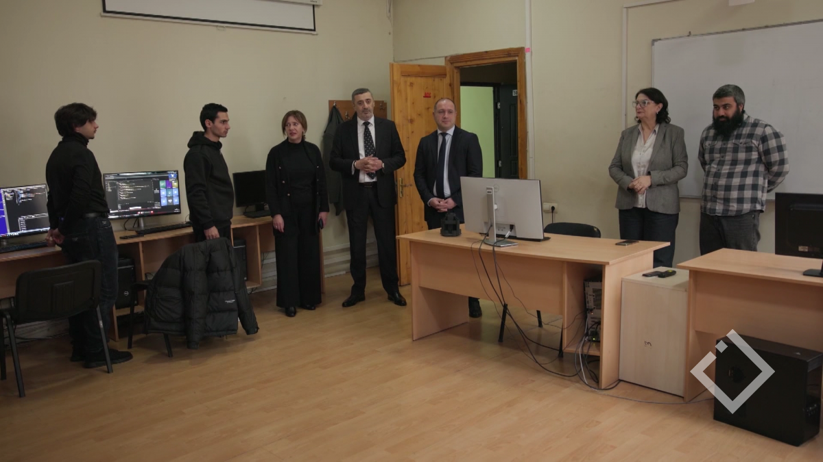 შეხვედრა პროფესიულ სასწავლებელში