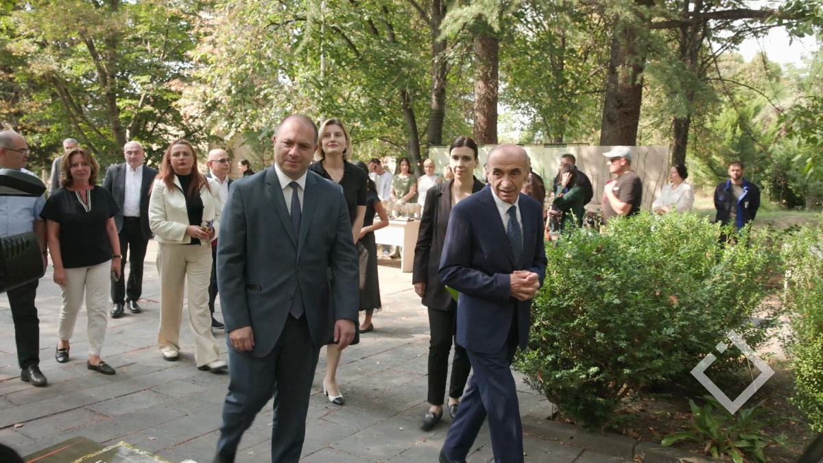 შეხვედრა პროფსასწავლებლების წარმომადგენლებთან