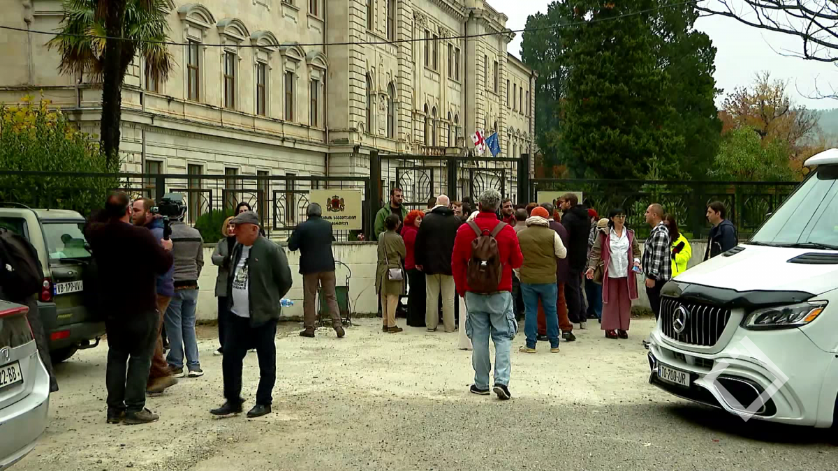 ქუთაისის სააპელაციო სასამართლოში მზია ამაღლობელის საქმის განხილვა გრძელდება