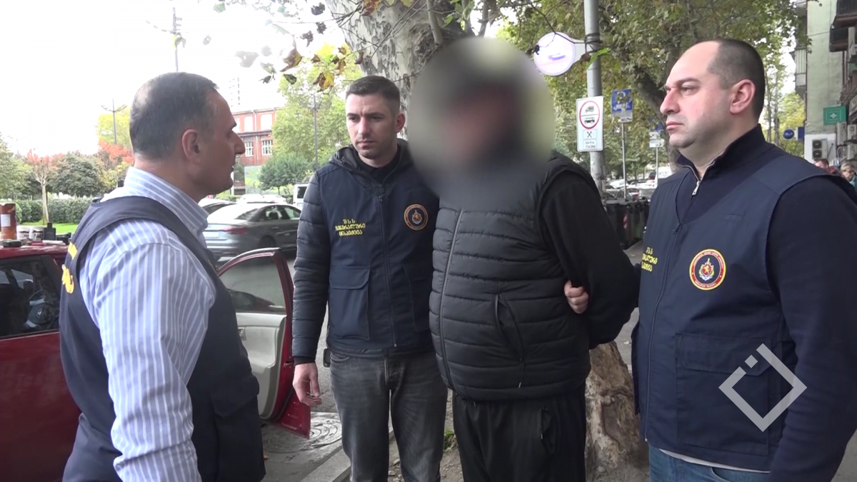 ნარკოტიკული საშუალების უკანონო შეძენა-შენახვის ფაქტზე სამართალდამცავს ბრალდება წარედგინა