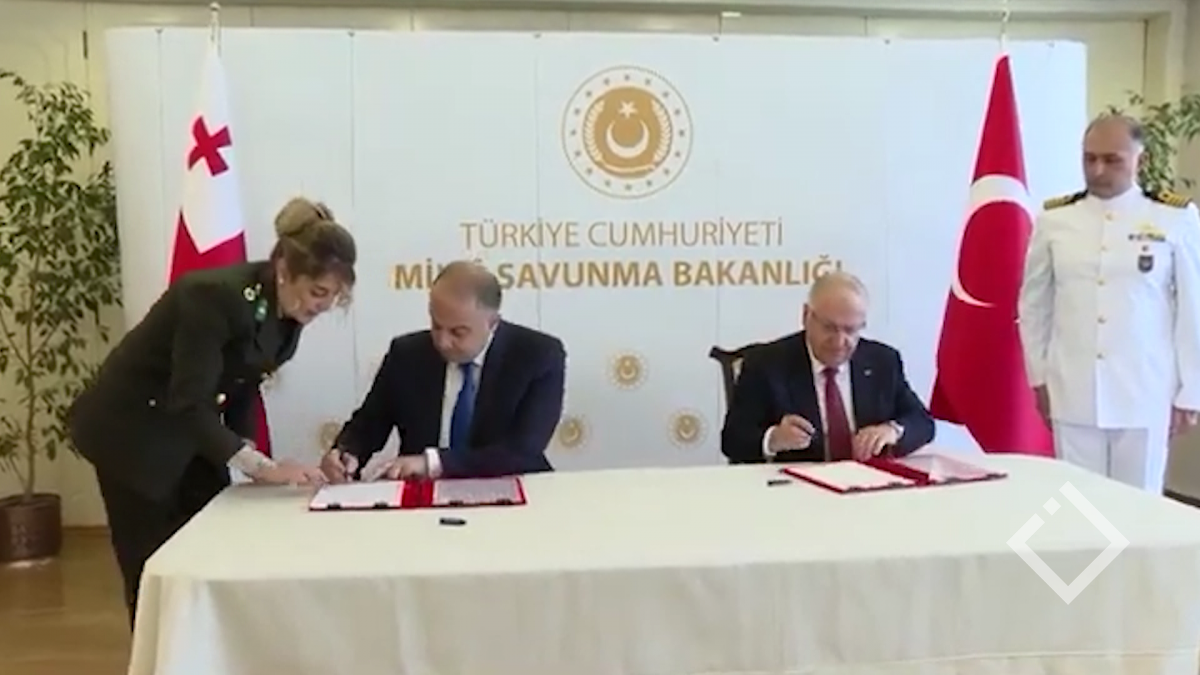 შეხვედრა თურქეთისა და აზერბაიჯანის თავდაცვის მინისტრებთან